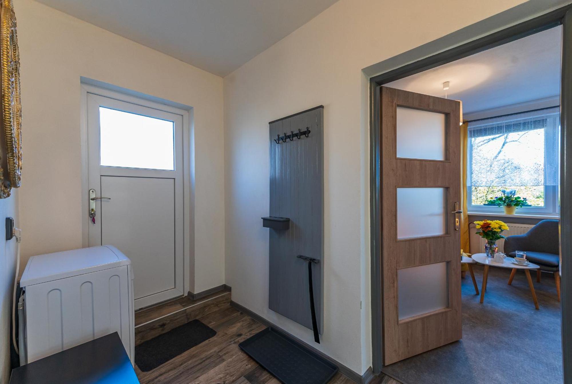 Ubytovani Na Samote - Apartman U Tesaru Komarice 외부 사진