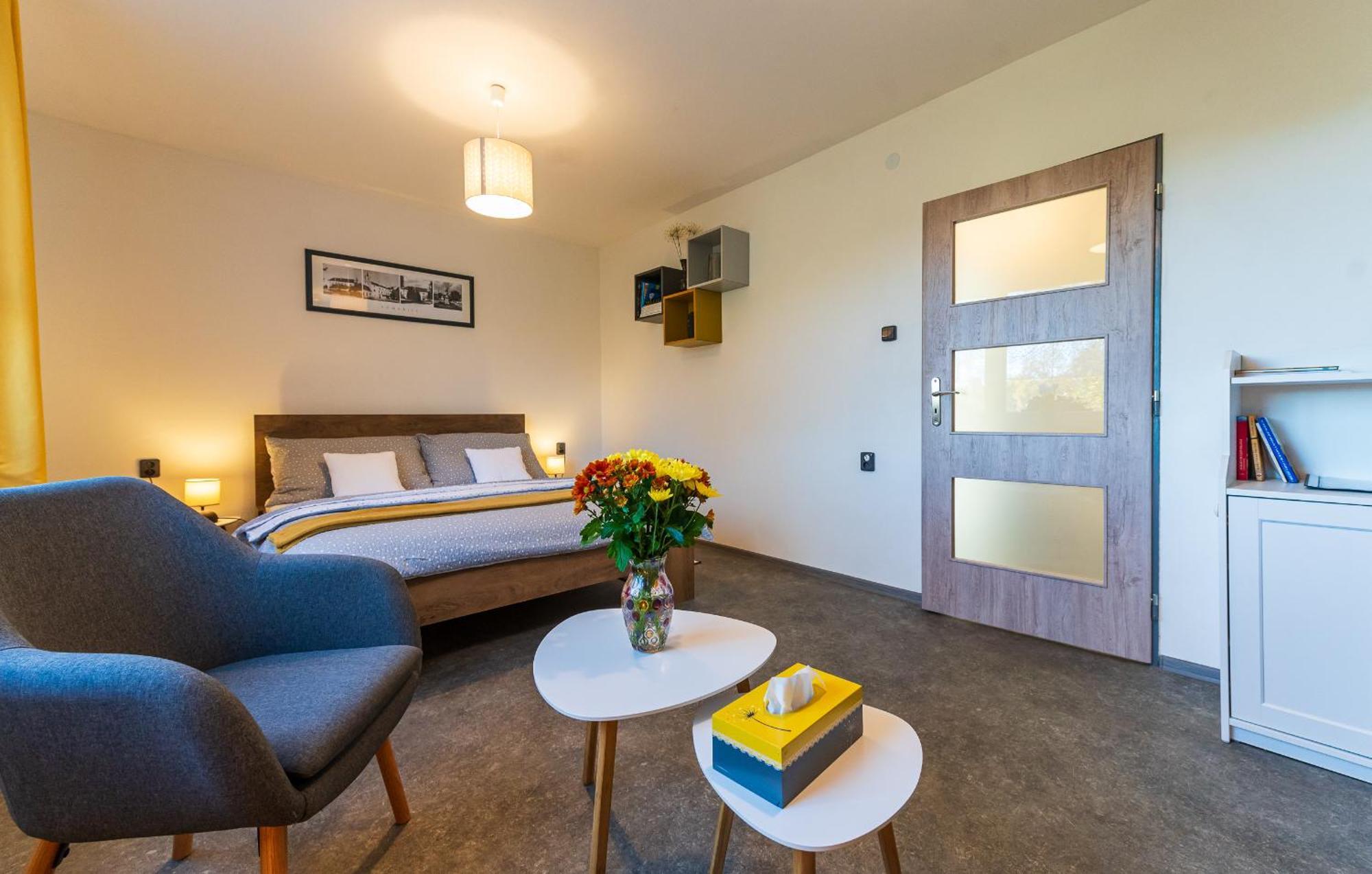 Ubytovani Na Samote - Apartman U Tesaru Komarice 외부 사진